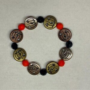 Isabelle’s Creative Halloween Bracelets